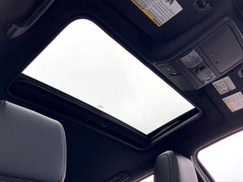 Certified 2022 Nissan Frontier PRO-4X w/ Pro-4X Premium Package image 24