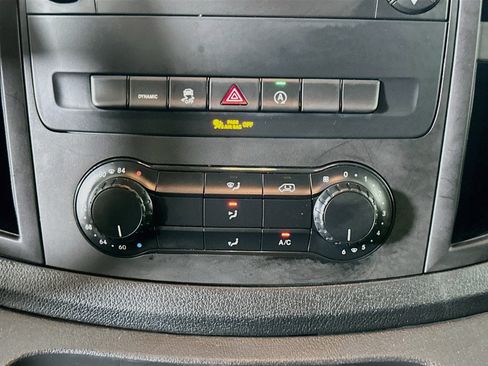 Used 2020 Mercedes-Benz Metris image 23