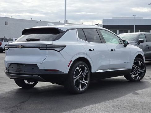 New 2026 Chevrolet Equinox EV LT w/ Convenience Package II image 15