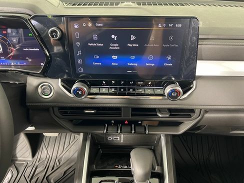 New 2025 Chevrolet Colorado LT w/ LT Convenience Package AWD/4WD image 21