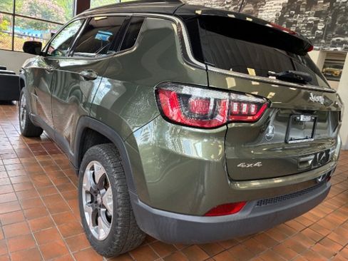 Used 2019 Jeep Compass Limited AWD/4WD image 7