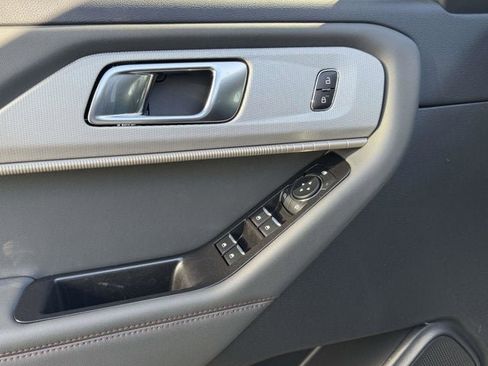New 2026 Ford Explorer Active w/ Active Comfort Package image 11