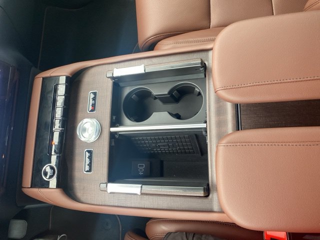 New 2025 Lincoln Navigator Reserve AWD/4WD image 26