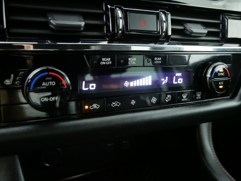 Used 2023 Nissan Pathfinder Rock Creek AWD/4WD image 29