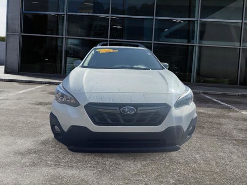 Used 2022 Subaru Crosstrek 2.5i Sport w/ Moonroof Package image 2