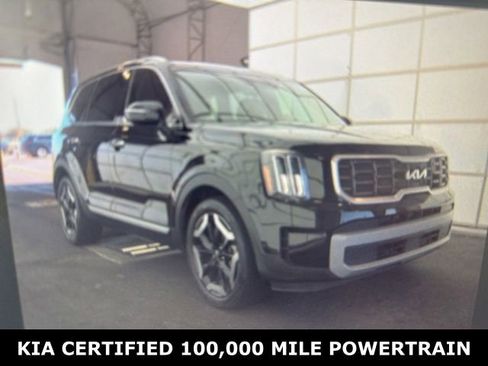 Used 2023 Kia Telluride S w/ S Sunroof Package FWD image 3