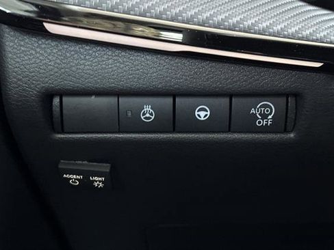 New 2025 Nissan Kicks SR w/ SR Premium Package image 29