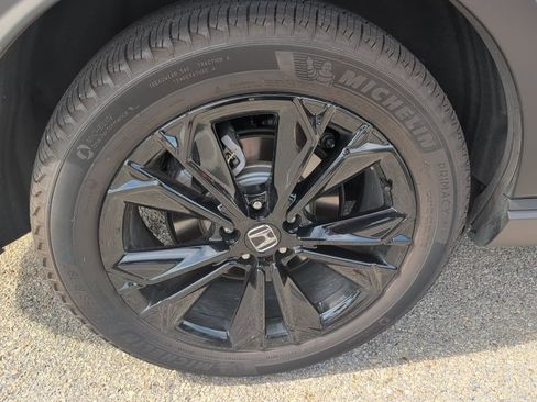 Used 2024 Honda CR-V Sport Touring image 12