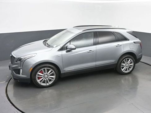 Used 2023 Cadillac XT5 Sportv w/ LPO, Floor Liner Package AWD/4WD image 37