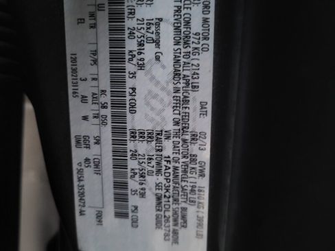 Used 2013 Ford Focus SE w/ SE Winter Pkg image 25