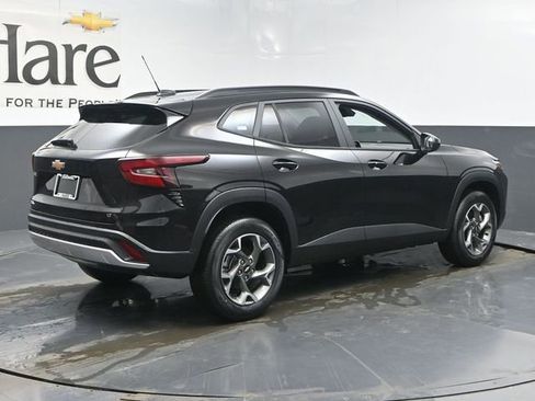 New 2026 Chevrolet Trax LT w/ Driver Confidence Package image 28