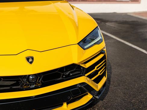Used 2019 Lamborghini Urus image 40