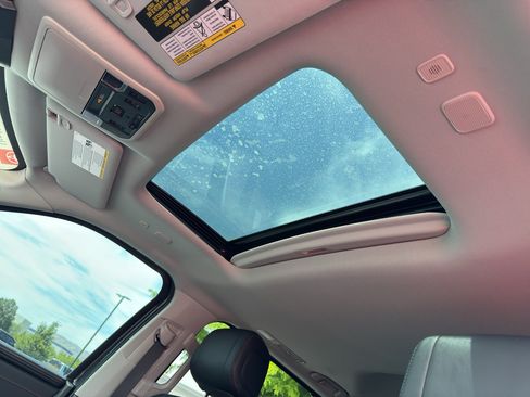 Used 2023 Toyota Sequoia TRD Pro AWD/4WD image 15