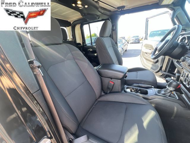 Used 2023 Jeep Gladiator Sport AWD/4WD image 33
