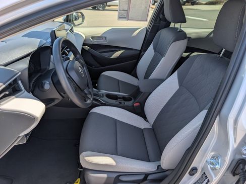Used 2026 Toyota Corolla LE w/ Carpet Mat Package (TMS) FWD image 2
