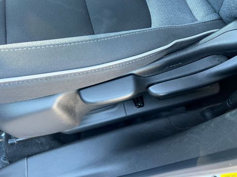 Used 2025 Chevrolet TrailBlazer LT image 23