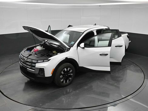 New 2026 Hyundai Santa Cruz SE FWD image 40