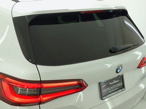 Used 2019 BMW X5 xDrive40i w/ M Sport Package image 20