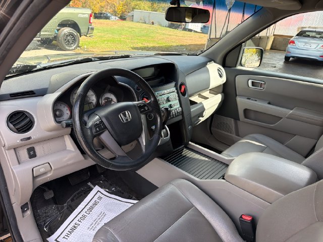 Used 2011 Honda Pilot EX image 12