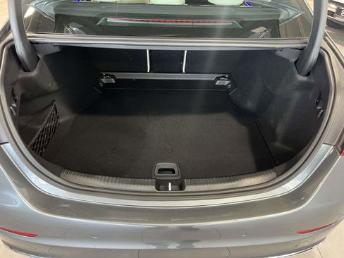 Used 2025 Mercedes-Benz C 300 4MATIC Sedan image 9