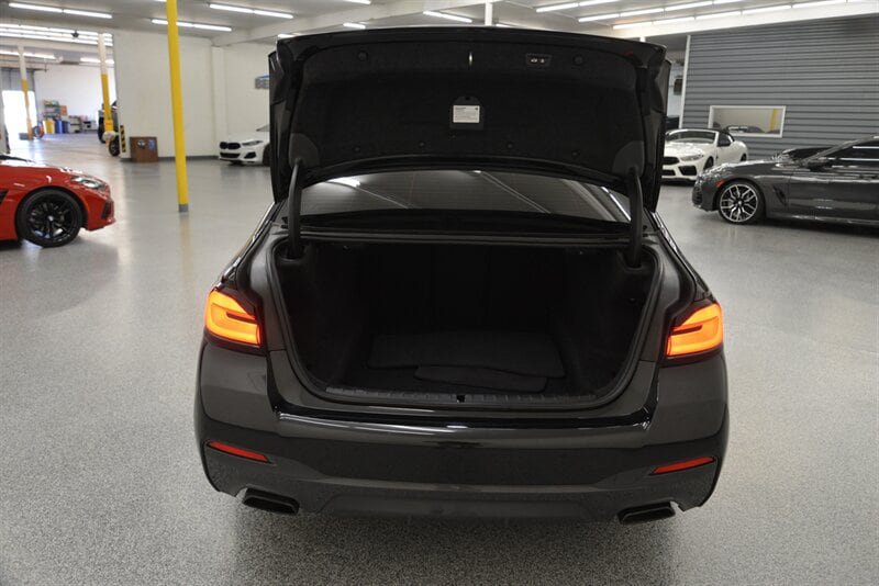 Used 2023 BMW 530i w/ M Sport Package RWD image 47