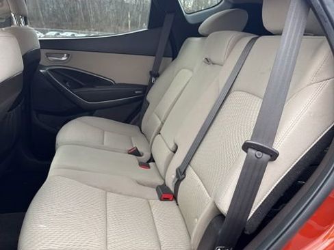 Used 2017 Hyundai Santa Fe Sport image 9