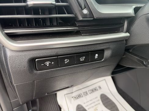 Used 2025 Kia Telluride S FWD image 20