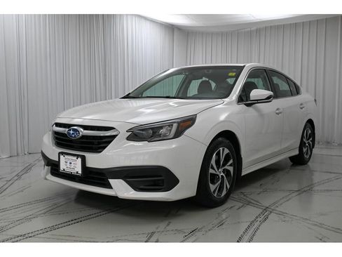 Used 2022 Subaru Legacy Premium image 4