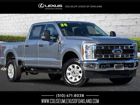 Used 2024 Ford F250 XLT image 1