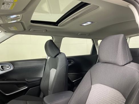 Used 2023 Kia Soul EX FWD image 15