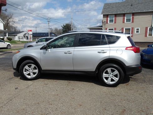 Used 2014 Toyota RAV4 XLE image 3