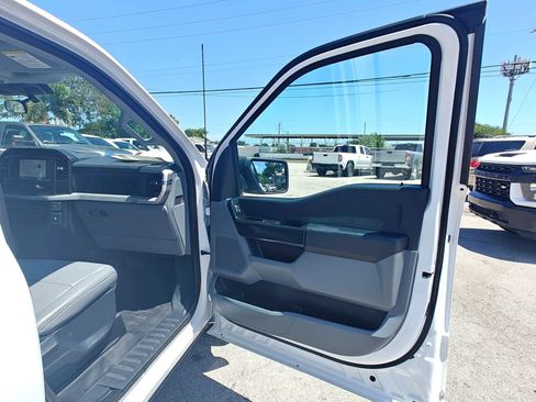 Used 2022 Ford F150 XL w/ Equipment Group 101A High RWD image 10