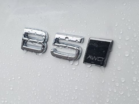 New 2026 Volvo XC90 B5 Plus w/ Protection Package Premier AWD/4WD image 8