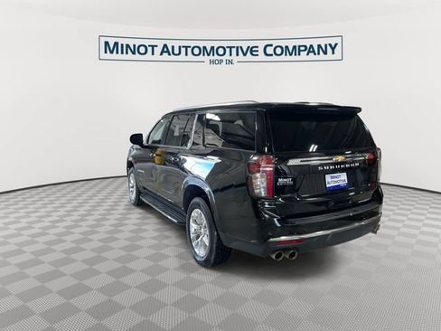 Used 2024 Chevrolet Suburban Premier AWD/4WD image 6