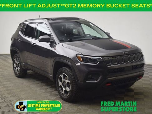 Used 2022 Jeep Compass Trailhawk w/ Sun and Sound Group image 1