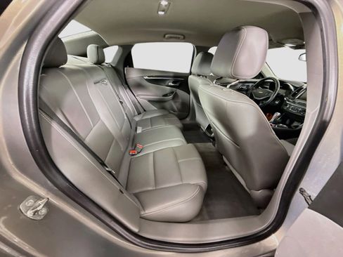 Used 2017 Chevrolet Impala LT w/ Leather Package FWD image 26