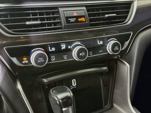 Used 2019 Honda Accord Sport image 17