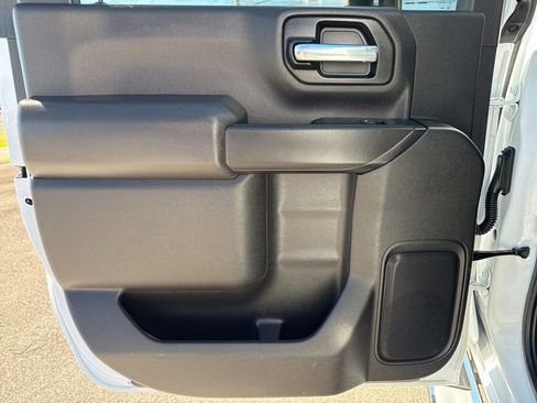 Used 2023 Chevrolet Silverado 2500 LT w/ Convenience Package image 20