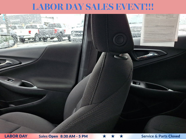 Used 2025 Chevrolet Malibu LT FWD image 17