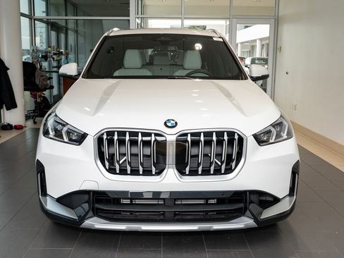 New 2026 BMW X1 xDrive28i w/ Convenience Package image 2