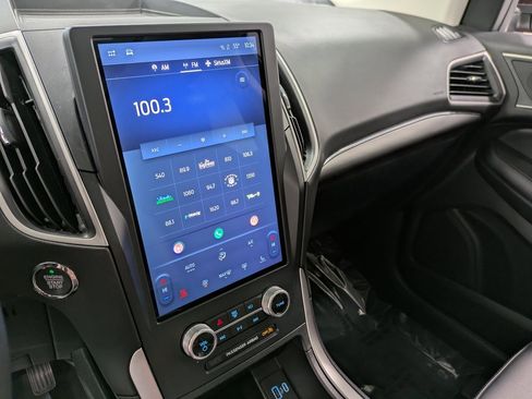 Used 2022 Ford Edge SEL w/ Convenience Package image 11