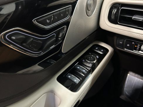 Used 2021 Lincoln Aviator Black Label w/ Dynamic Handling Package image 21