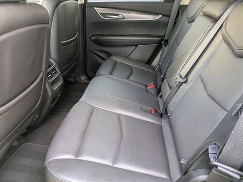 Used 2019 Cadillac XT5 Luxury FWD image 17