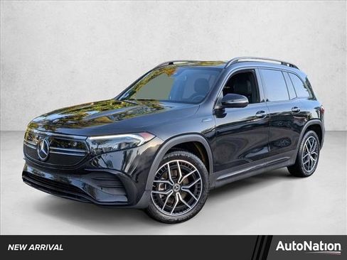 Used 2023 Mercedes-Benz EQB 300 4MATIC image 1