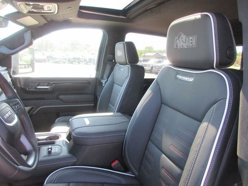 New 2026 GMC Sierra 2500 AT4X w/ AT4X AEV Edition AWD/4WD image 12