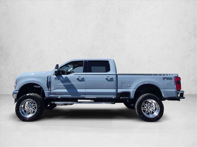 Used 2025 Ford F250 4x4 Crew Cab Super Duty image 9