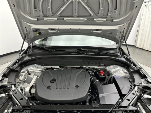 Certified 2025 Volvo XC60 B5 Plus image 26