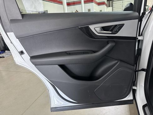 Used 2019 Audi Q7 2.0T Premium w/ Convenience Package image 12