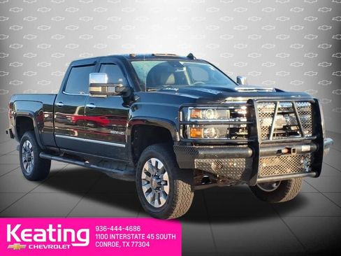 Used 2018 Chevrolet Silverado 2500 LTZ w/ Duramax Plus Package AWD/4WD image 3