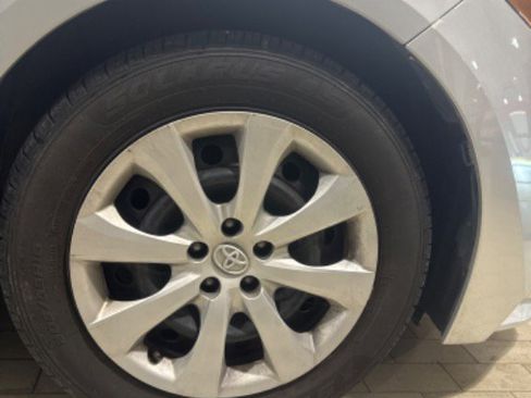 Certified 2024 Toyota Corolla LE image 39